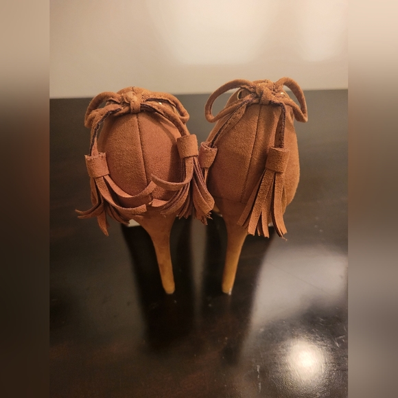 JustFab ~ Violette Pumps - Picture 5 of 5